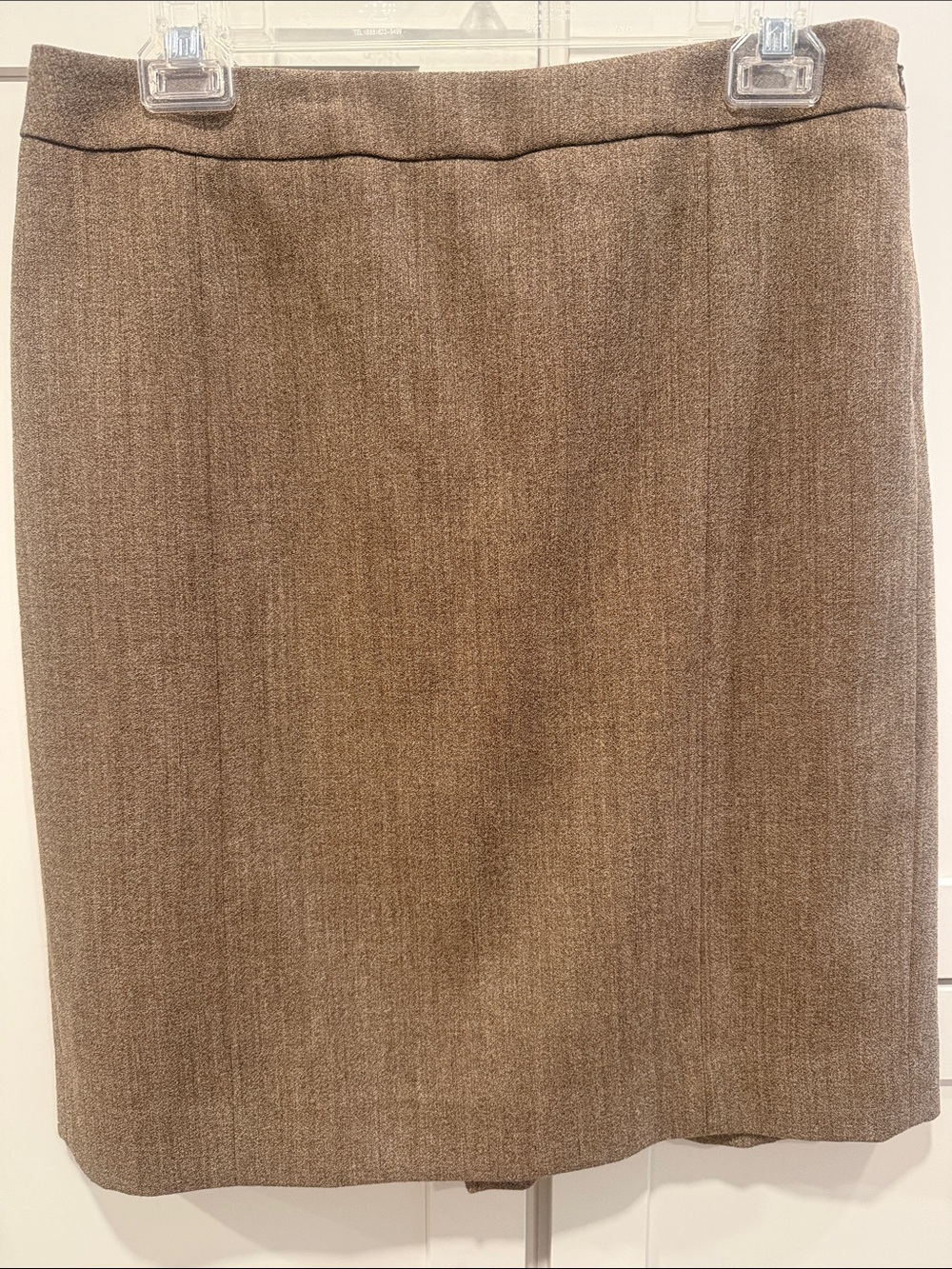 Classic Ann Taylor Loft Brown with specks of cream straight skirt